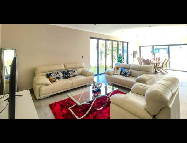 4 BEDROOM HOUSE FOR SALE IN GLEN MARAIS